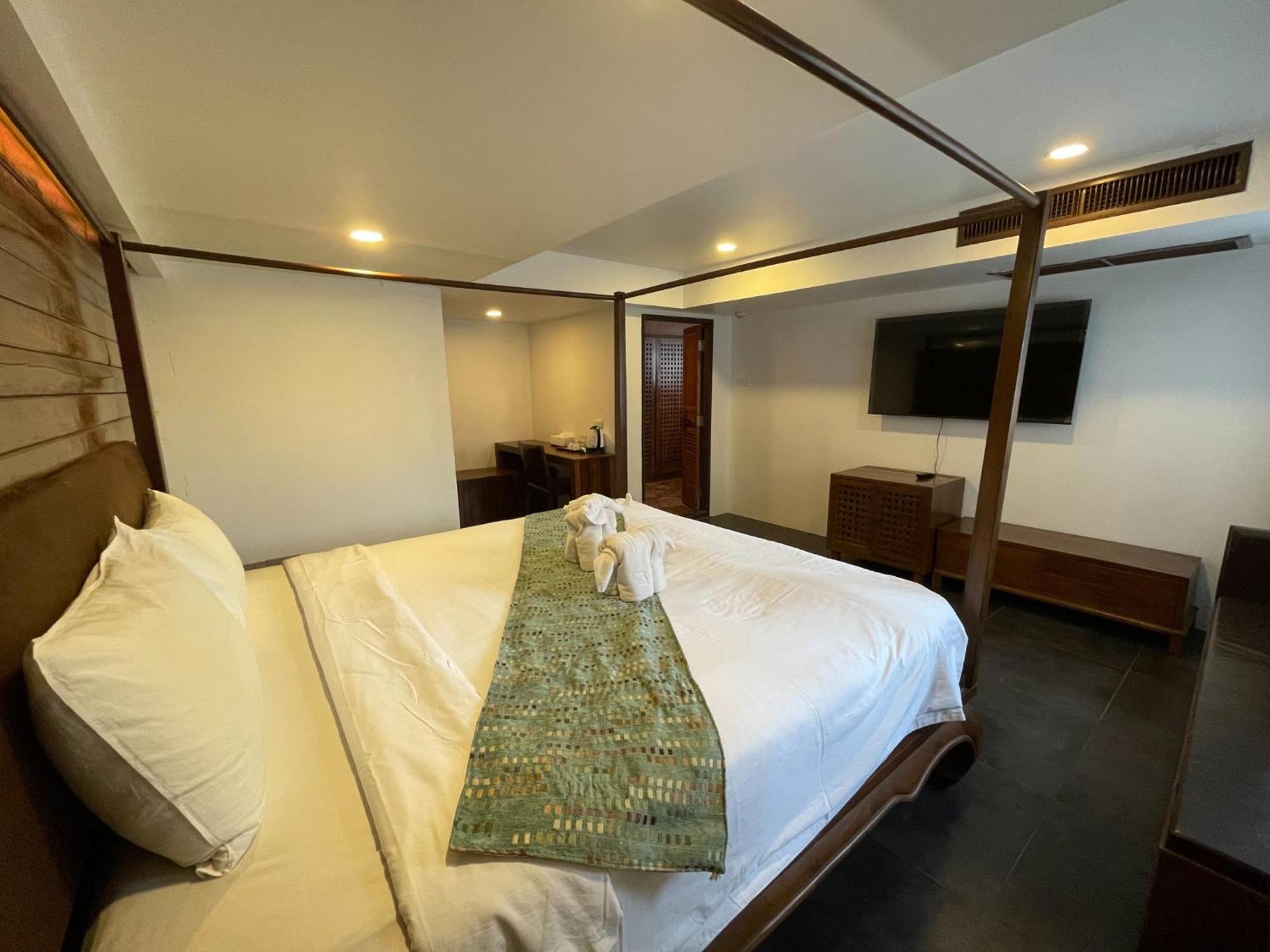 Le Pure Hotel Chiangmai SHA Chiang Mai Bagian luar foto