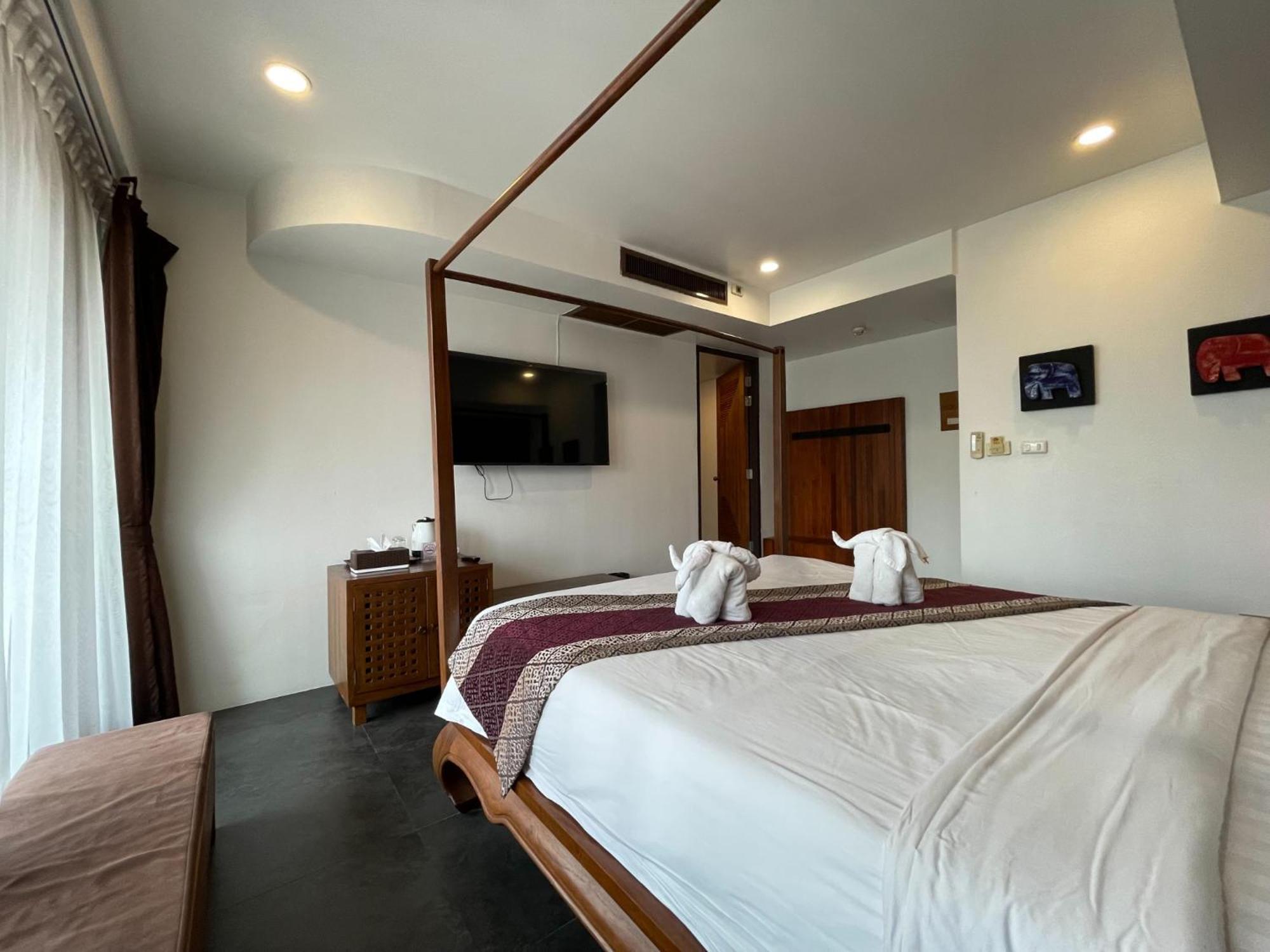 Le Pure Hotel Chiangmai SHA Chiang Mai Bagian luar foto